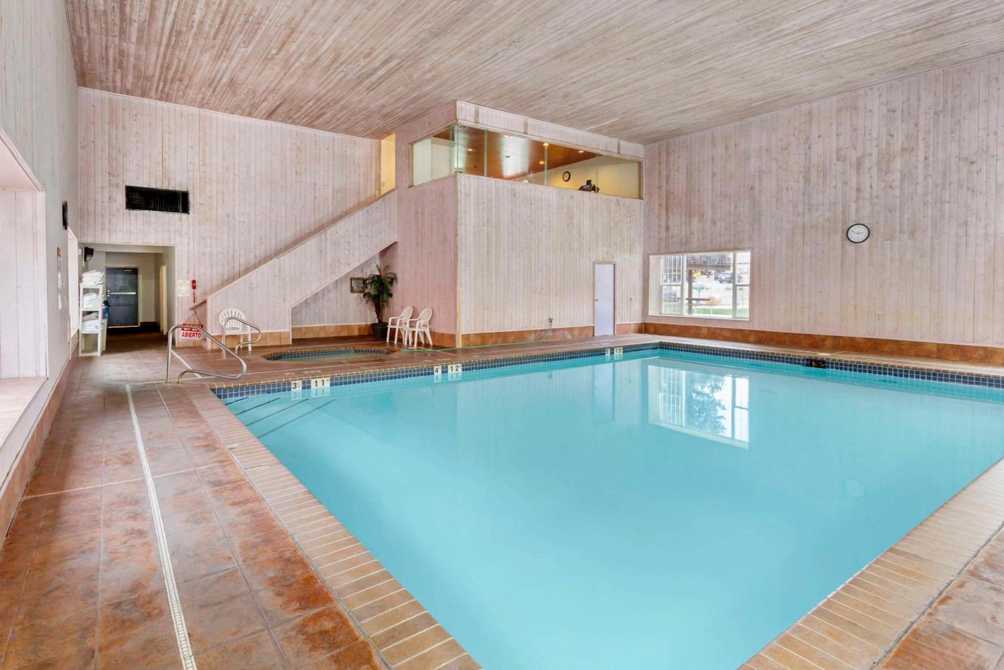 Quality Suites Moab Near Arches National Park Extérieur photo
