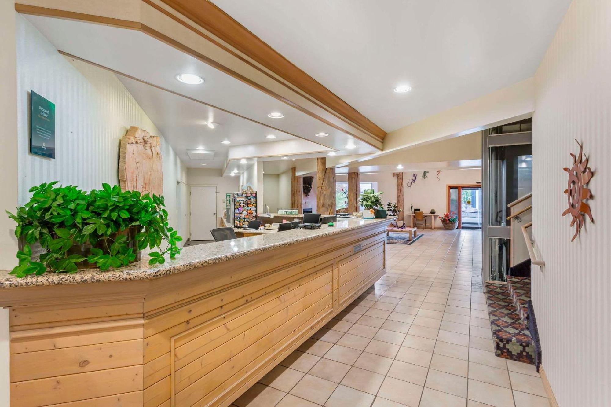 Quality Suites Moab Near Arches National Park Extérieur photo